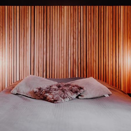 At Home - Jacuzzi Privatif Gesves Экстерьер фото