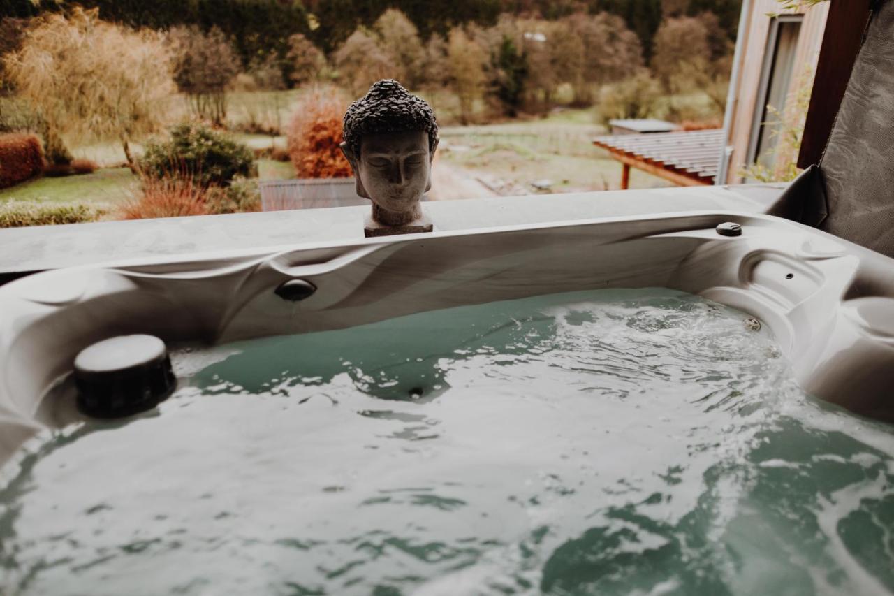 At Home - Jacuzzi Privatif Gesves Экстерьер фото