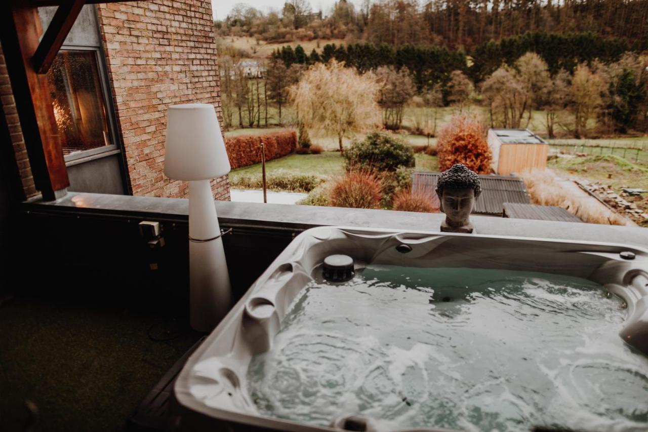 At Home - Jacuzzi Privatif Gesves Экстерьер фото