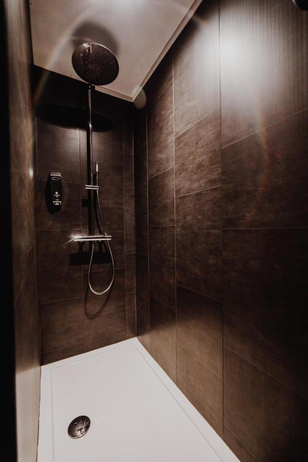 At Home - Jacuzzi Privatif Gesves Экстерьер фото